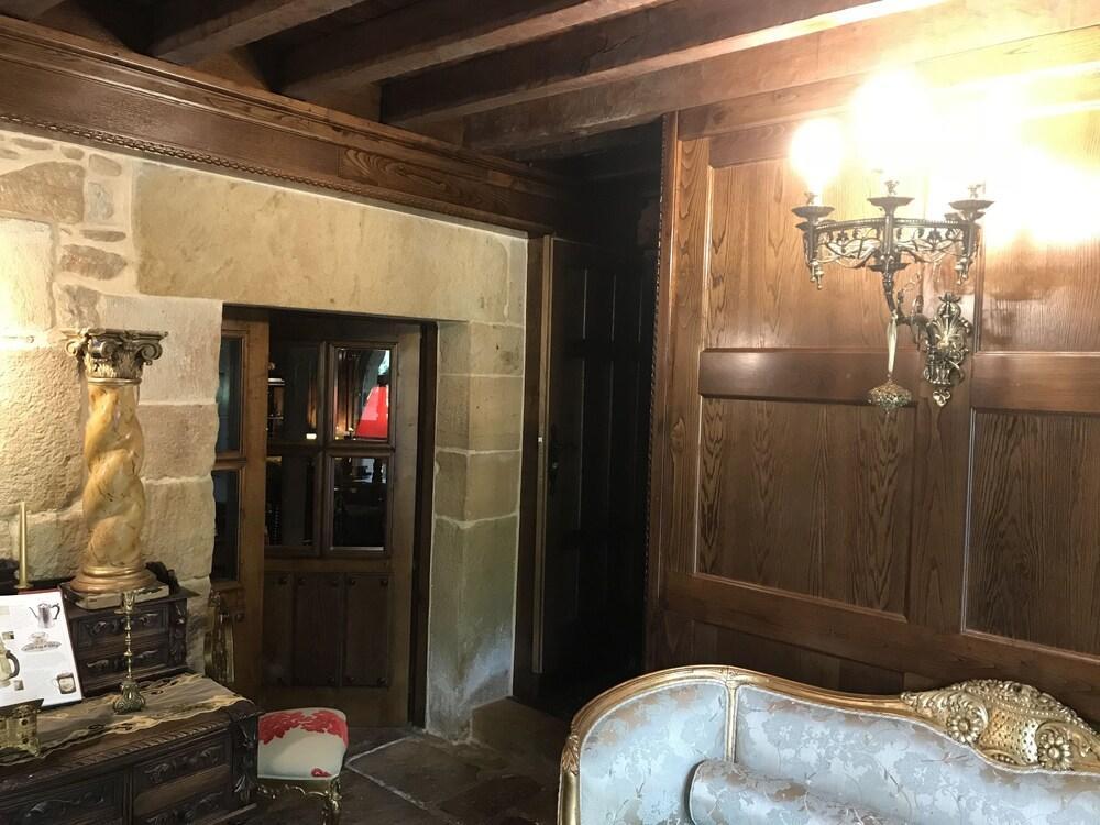 Palacio De Trasvilla Escobedo Dış mekan fotoğraf