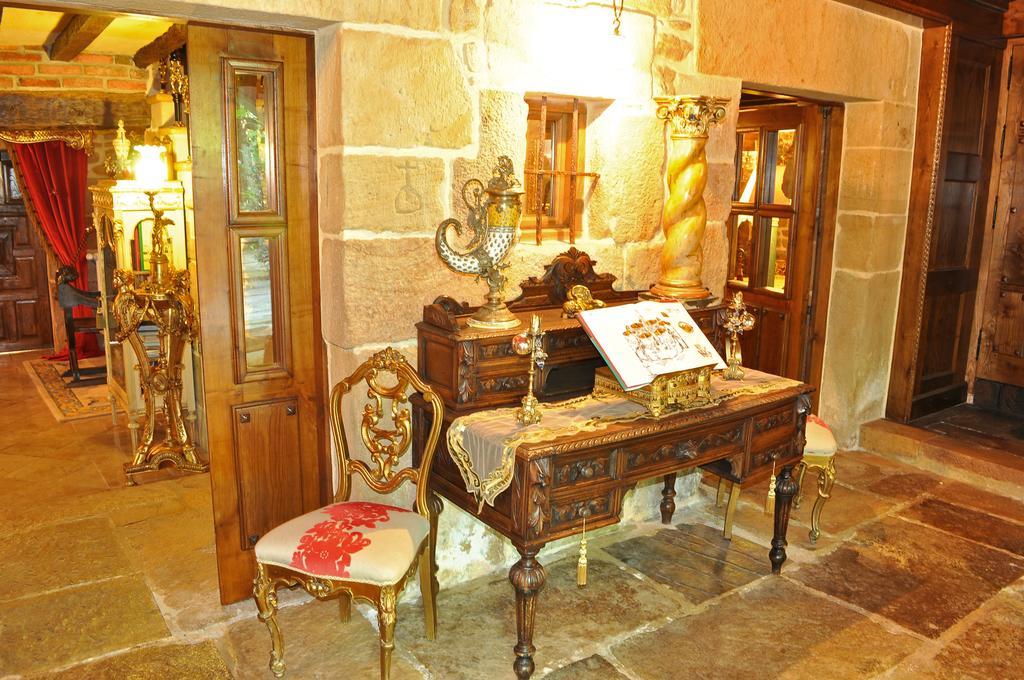 Palacio De Trasvilla Escobedo Dış mekan fotoğraf